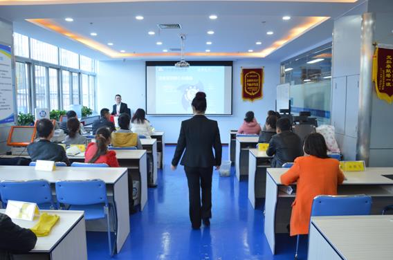 小型干洗店成本多少錢(qián) 小型干洗店成本多少錢(qián)